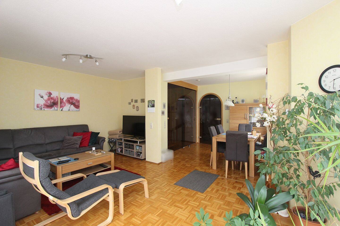 Attraktive Doppelhaushälfte in 34246 Vellmar-West, 34246 Vellmar (Hof Mondschirm)