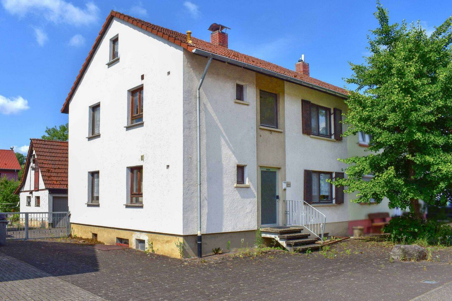 Ihr Familienprojekt: Doppelhaushälfte mit Garten, Garage, Schuppen auf 444 m² mit viel Potenzial, 69168 Wiesloch