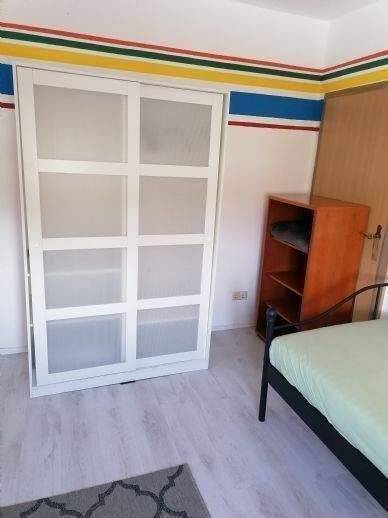 1-Zimmer, möbliert mit eigenem Duschbad  in ruhiger 3 er – WG zu vermieten., 91460 Baudenbach