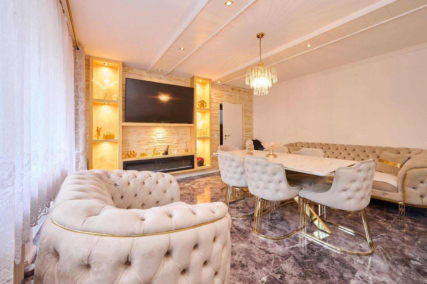 Provisionsfrei: 5-Zimmer-Wohnung mit neuem Bad, Balkon und Garage, 63179 Obertshausen