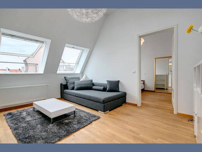 Möbliert: Wohnen auf Zeit über den Dächern von Neuhausen, 80634 München (Neuhausen-Nymphenburg)