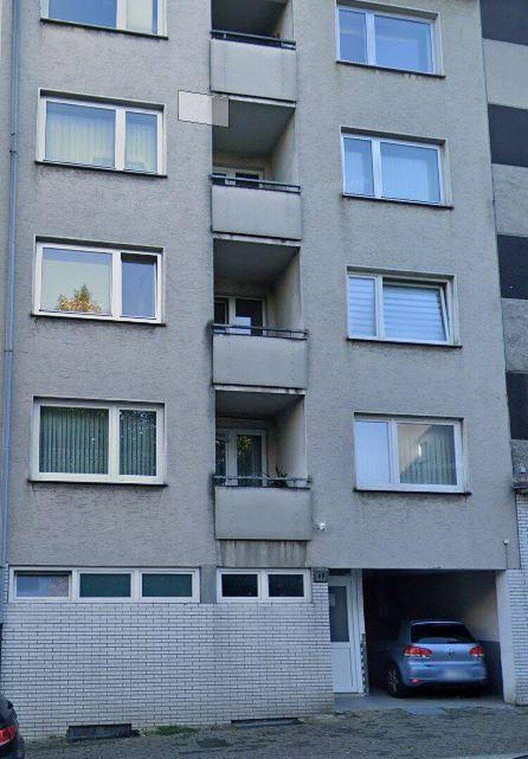 **Attraktives MFH mit 6 Wohneinheiten, Balkonen & Ausbaureserve im Dachgeschoss**, 42117 Wuppertal (Elberfeld)