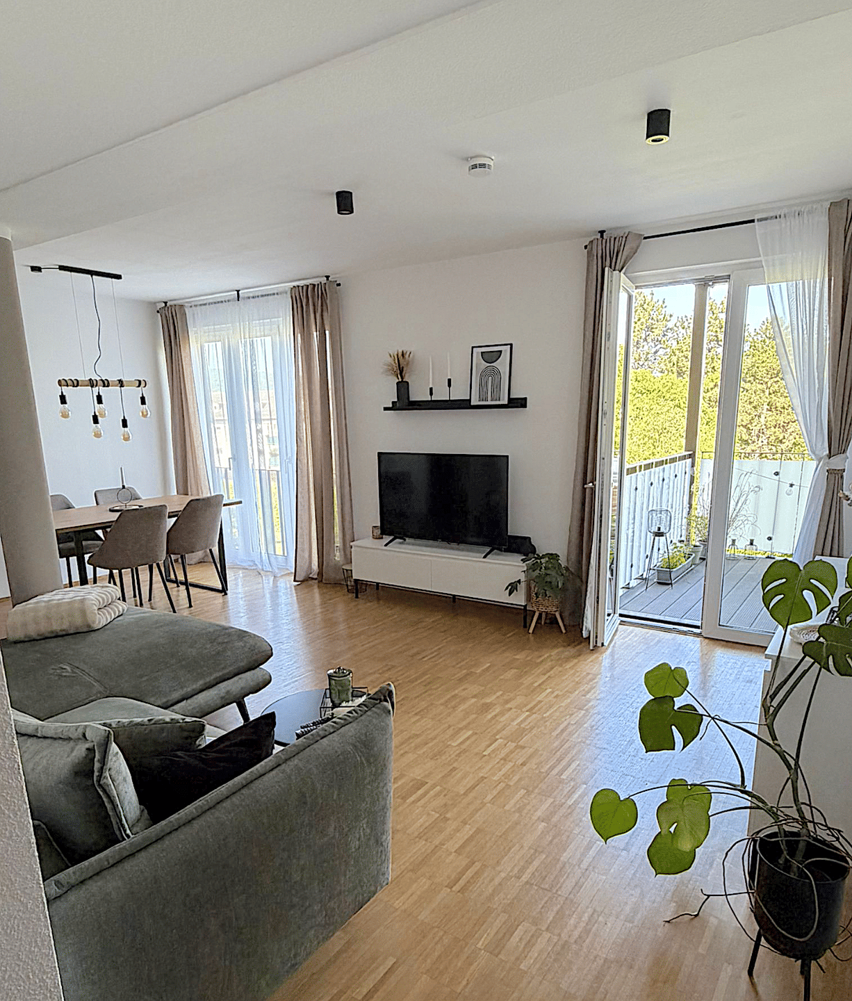 Vermietete, barrierefreie und moderne 2,5 Zimmer Wohnung mit Balkon und Carport, 55543 Bad Kreuznach