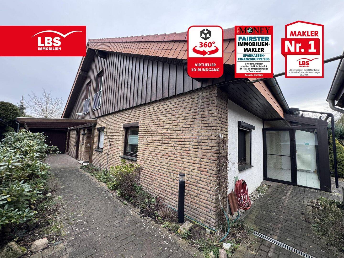 Attraktive Doppelhaushälfte in ruhiger Wohnstraße mit Carport, 33758 Schloß Holte-Stukenbrock