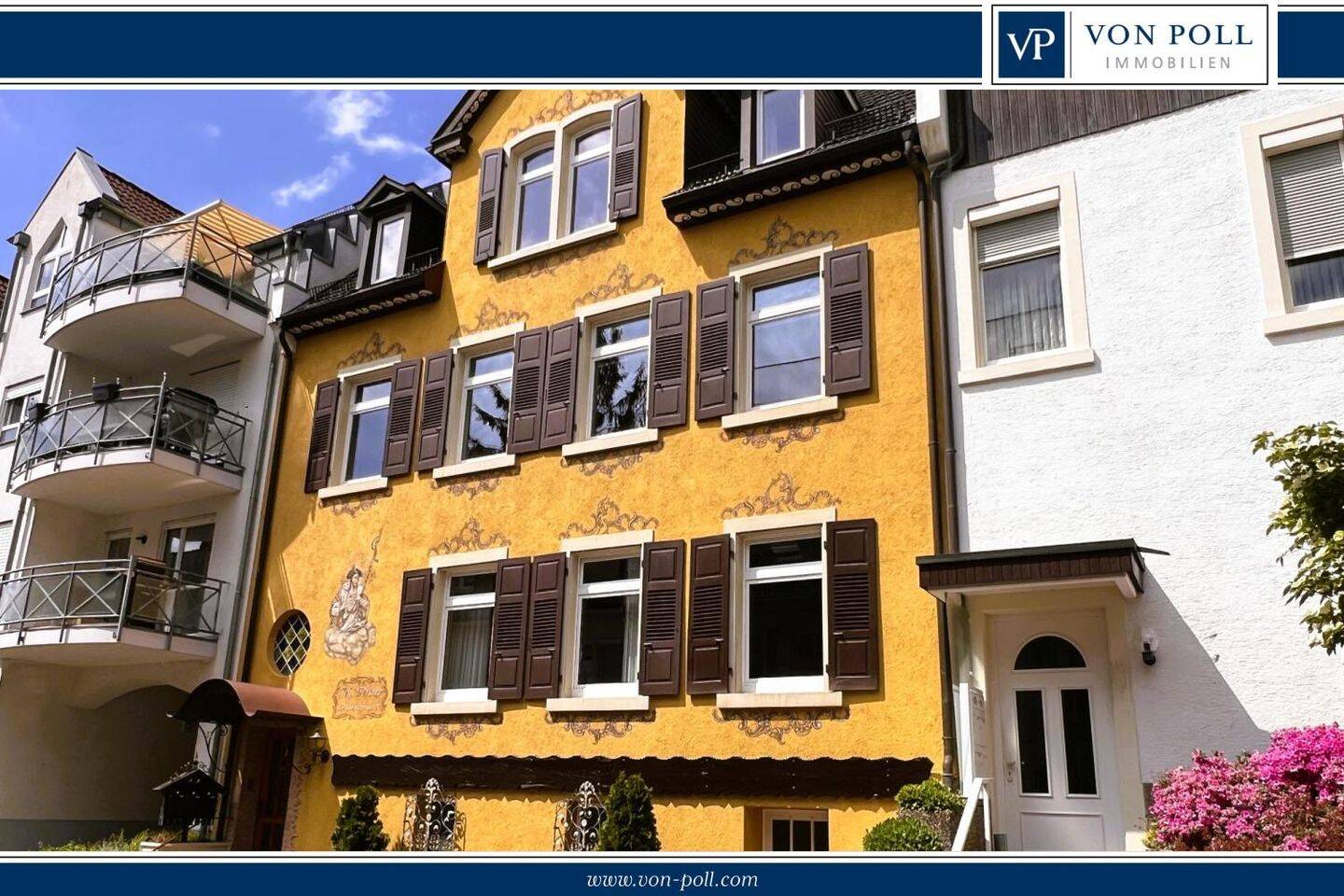 Großzügiges Dreifamilienhaus in Baden-Baden mit 2 Terrassen und Gartenbereich, 76530 Baden-Baden (Ebersteinburg Innenstadt Lichtental Varnhalt Weststadt)