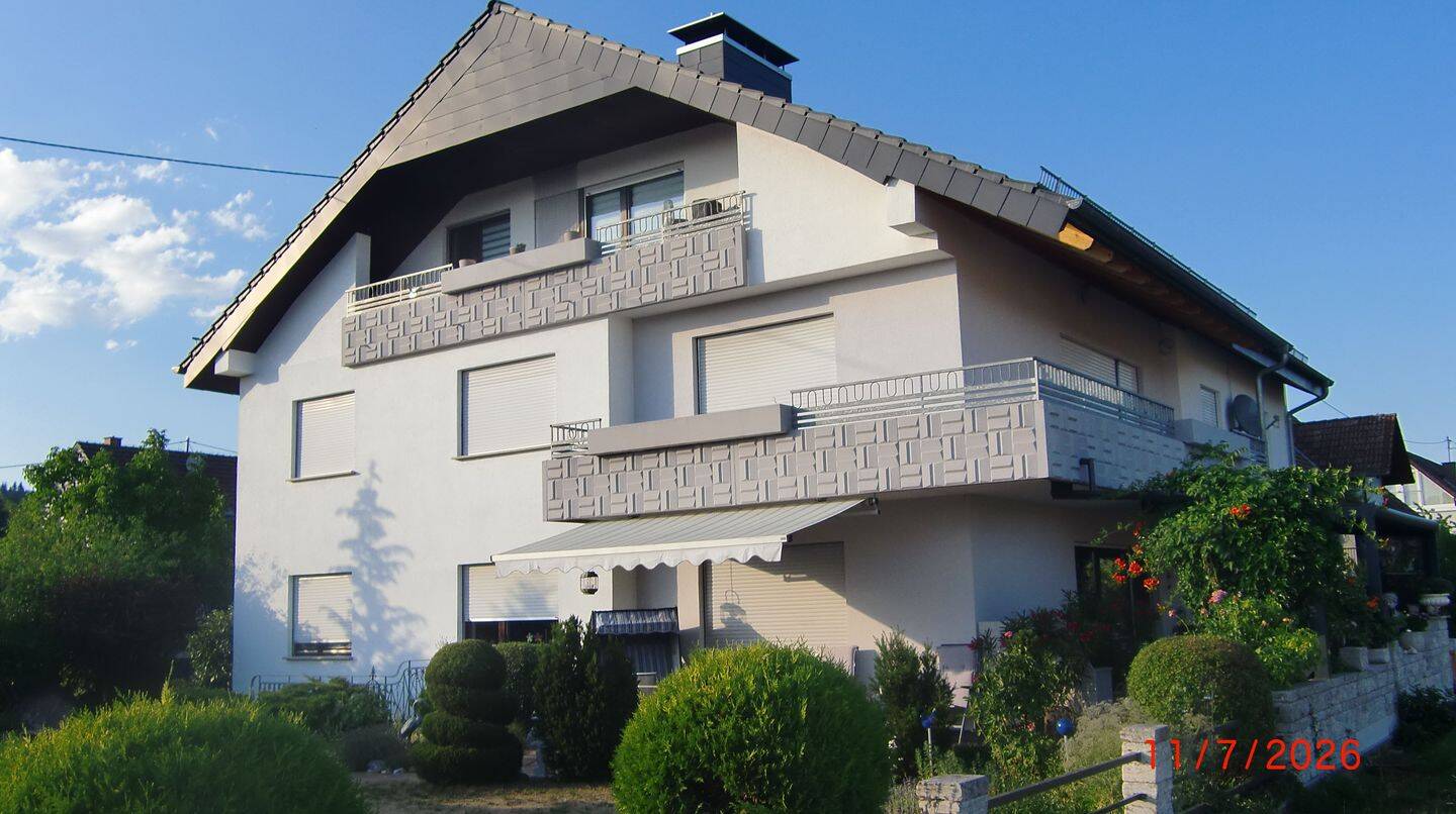 Großzügige, modern sanierte 5‑Zimmer‑Wohnung mit Balkon & hochwertiger Ausstattung, 78267 Aach