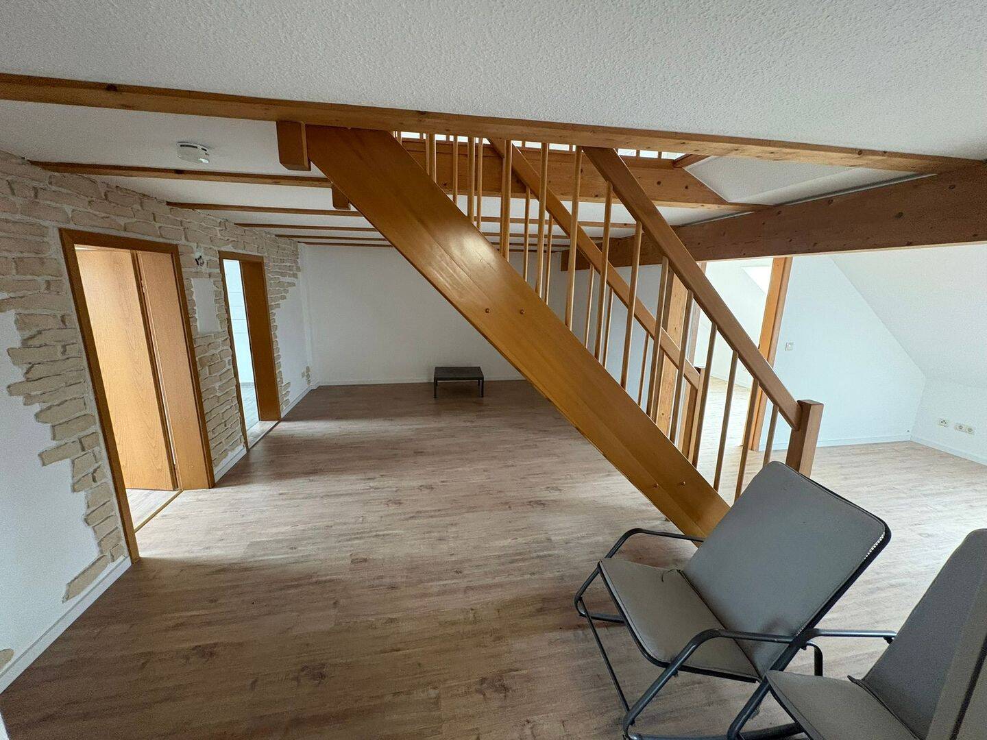 Eingang 2 WE 11 Helle 4-Zimmer-Wohnung im ausgebauten Dachgeschoss in Vehlitz, 39291 Gommern