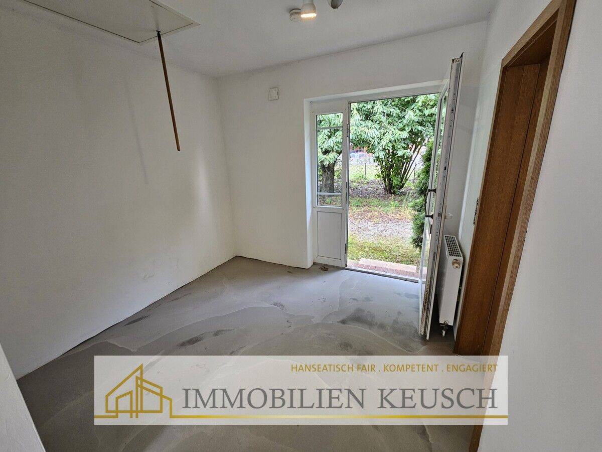 Preis reduziert ! Neuwertiger Bungalow mit Ausbaupotential in Traumlage am Feldrand mit Carport & GH, 27249 Mellinghausen
