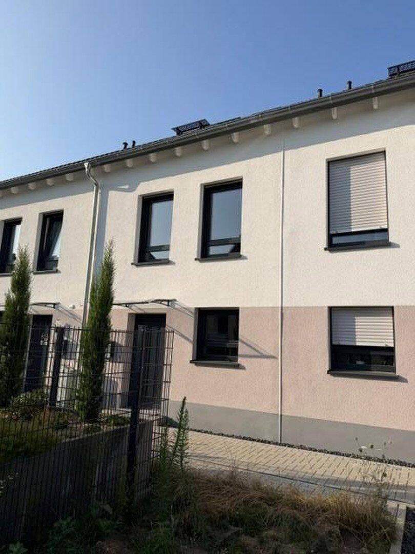 NEUBAU-Erstbezug – Nur 5 Minuten bis zur Bahn!!!, 63517 Rodenbach