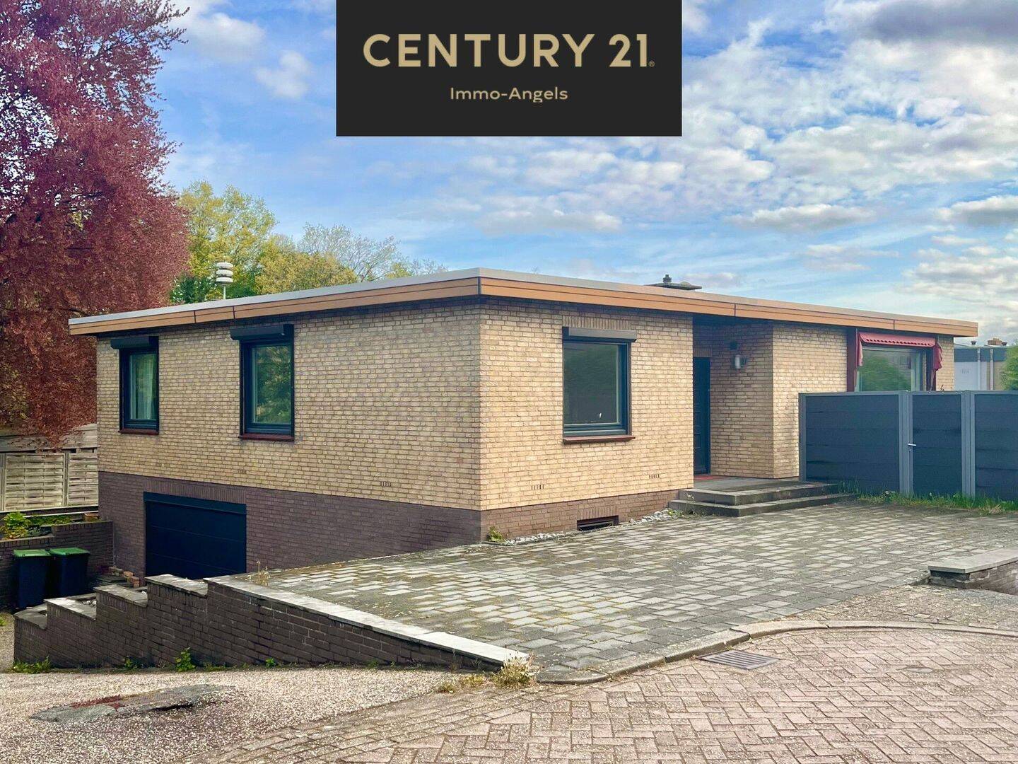 Wohnen auf einer Ebene: Freistehender Bungalow in ruhiger Sackgasse mit viel Privatsphäre – KERKRADE, 52134 Herzogenrath