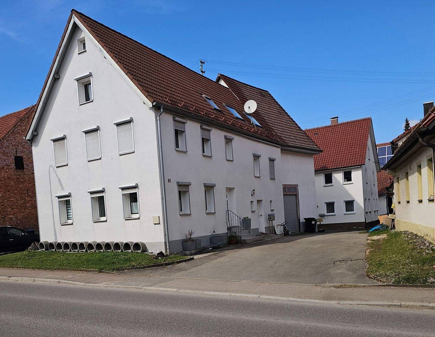 Schönes großes Einfamilienhaus mit viel Platz und Garage statt einer Wohnung, 89150 Laichingen
