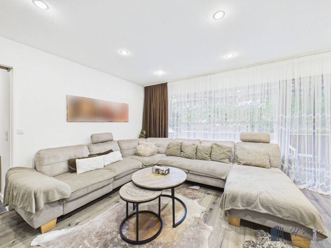 Modernes Wohnen: 4-Zimmer-Wohnung mit Balkon und Tiefgaragenstellplatz!, 56075 Koblenz (Karthause Mitte Oberwerth Stolzenfels Süd)
