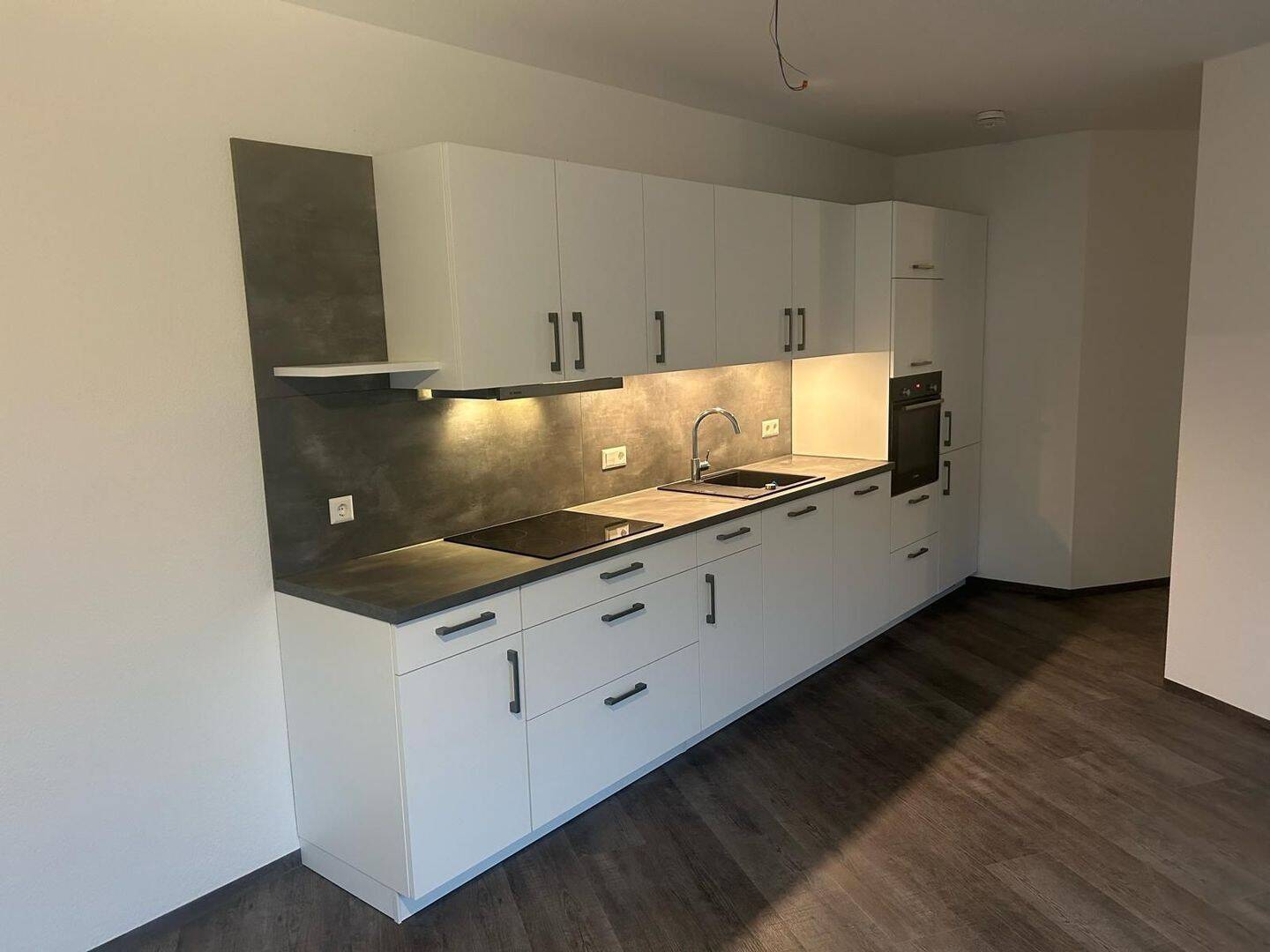 Traumhafte 3 Zimmer Dachgeschosswohnung inkl. Einbauküche., 49393 Lohne (Oldenburg)