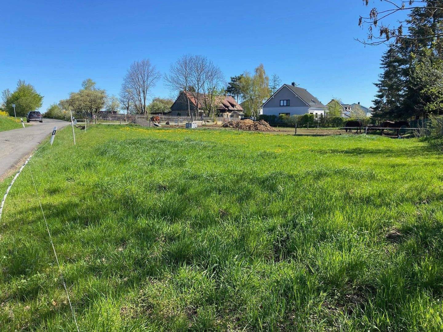 Sehr schön gelegenes Baugrundstück in beliebter Wohnlage in Gera- Kaimberg., 7551 Gera