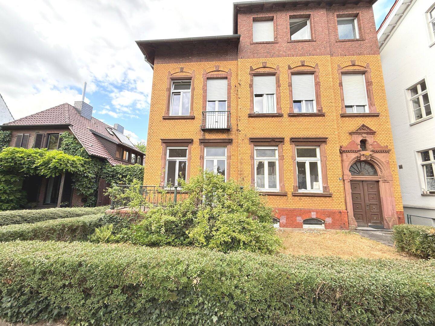 “Villa statt Wohnheim – zieh ein, bevor’s ein anderer tut!”, 47533 Kleve