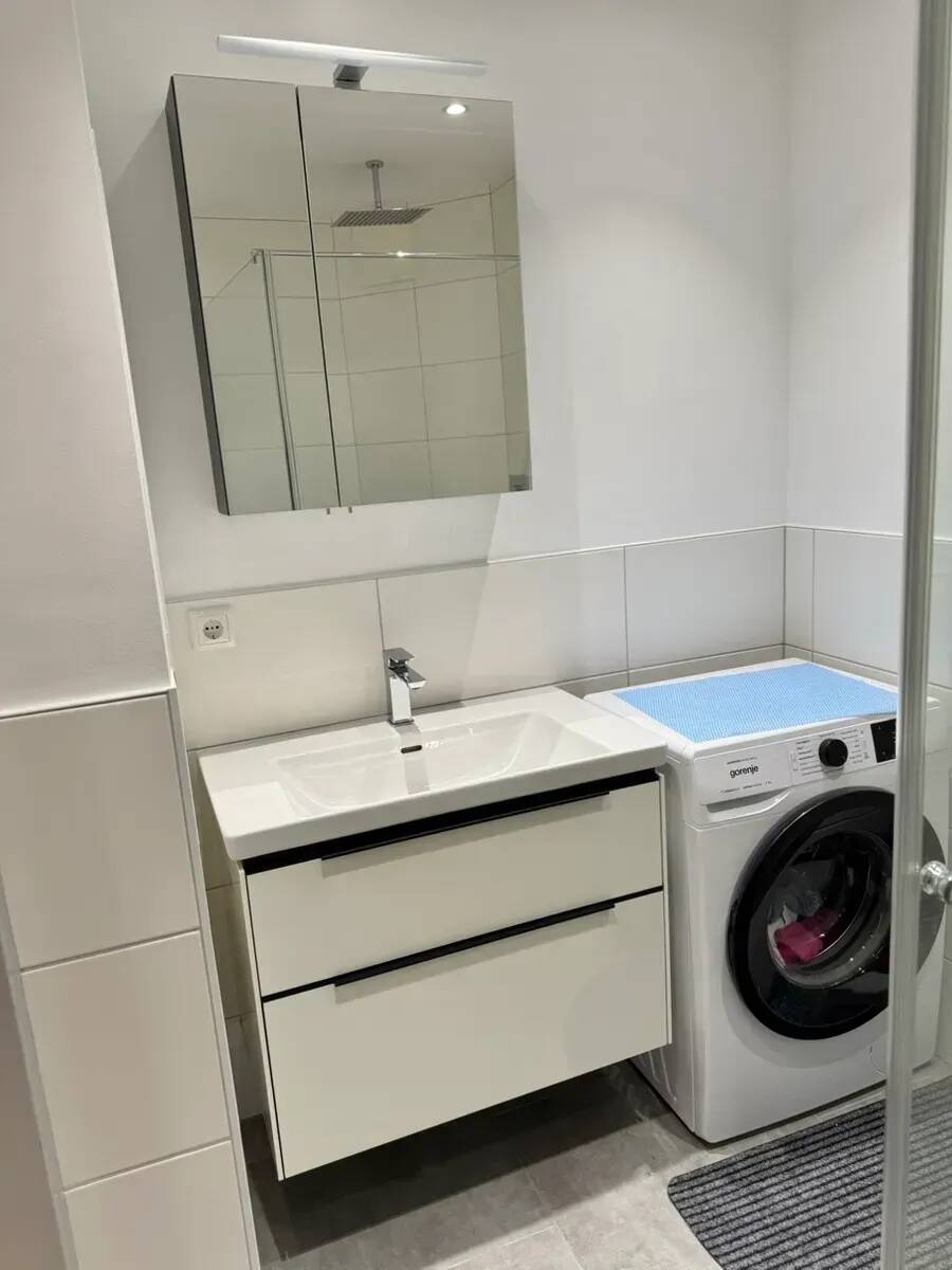 Moderne möblierte 2-Zimmer-Wohnung mit Terrasse, 87600 Kaufbeuren