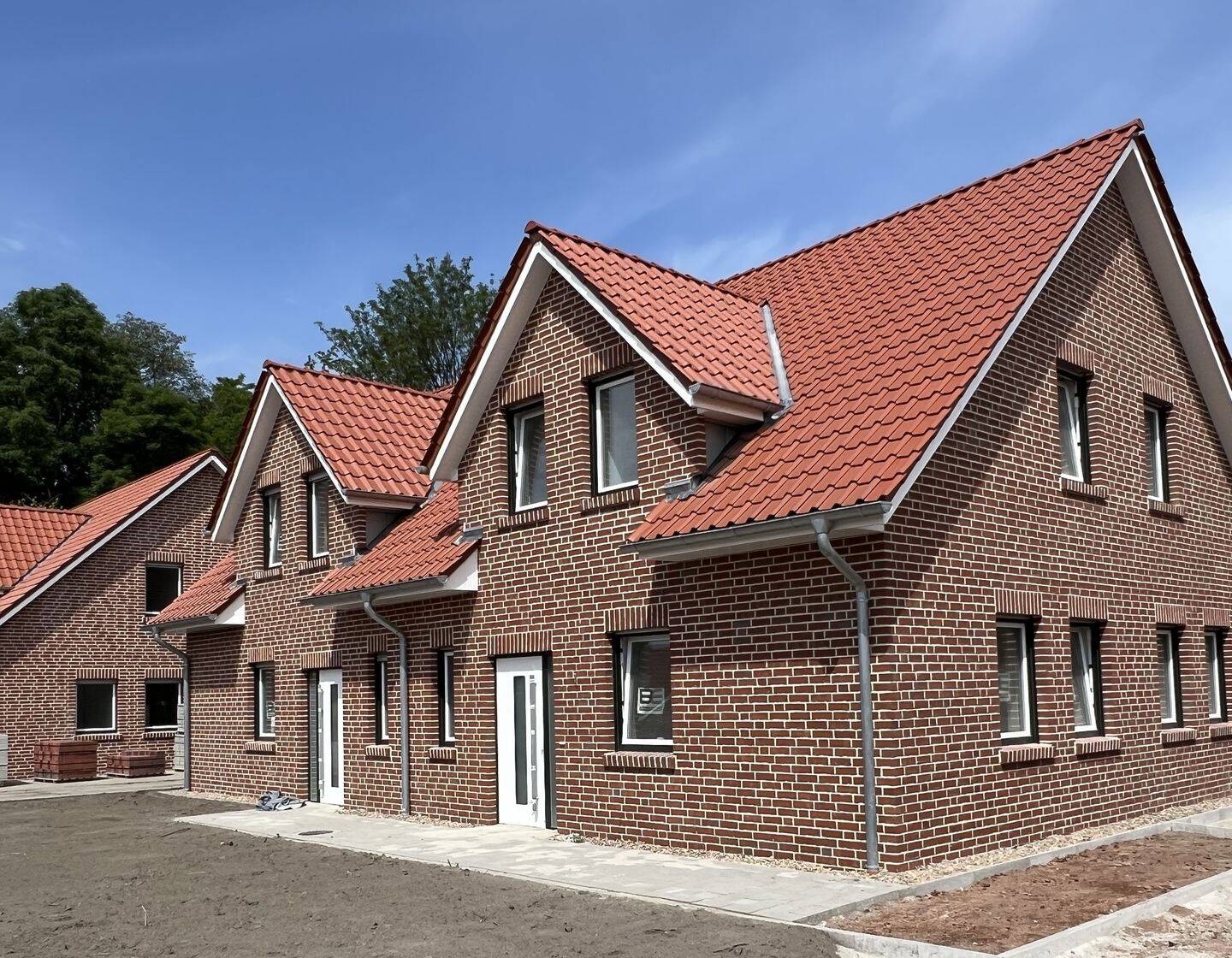 ERSTBEZUG! Moderne + exklusive Doppelhaushälften, Strom + Internet in Kaltmiete enthalten!, 27333 Bücken