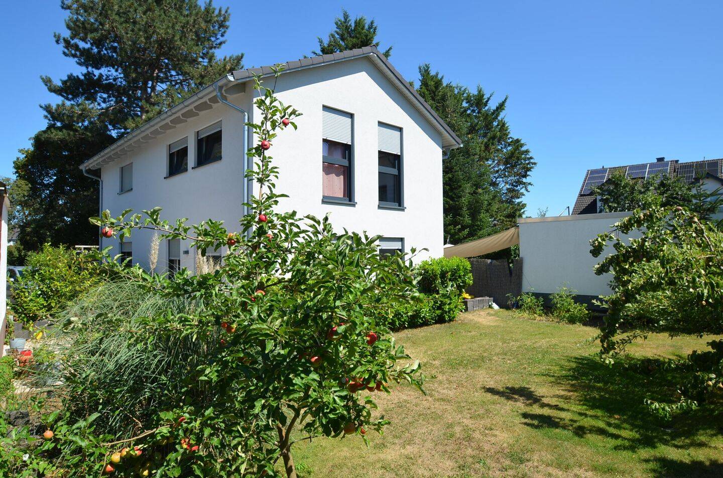 Niederpleis: Baujahr 2018 – freistehend – modern – energieeffizient, 53757 Sankt Augustin