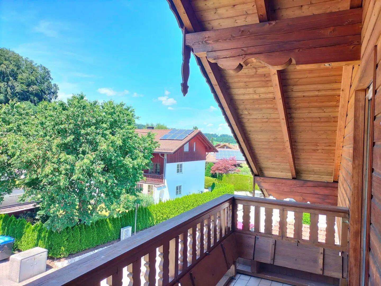 Freundliche, ruhige, zentrale 2,5 Zi Dachwohnung, 83329 Waging a. See (Waging am See)