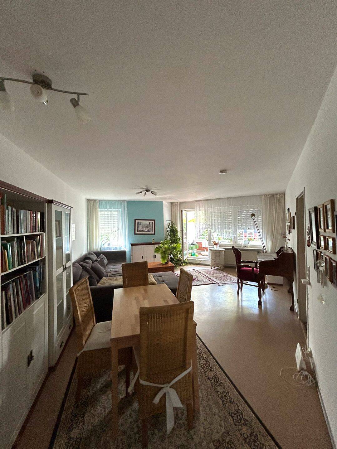 2 ZKB Wohnung mit Loggia in Trier-Süd!, 54290 Trier (Innenstadt Trier-Süd)