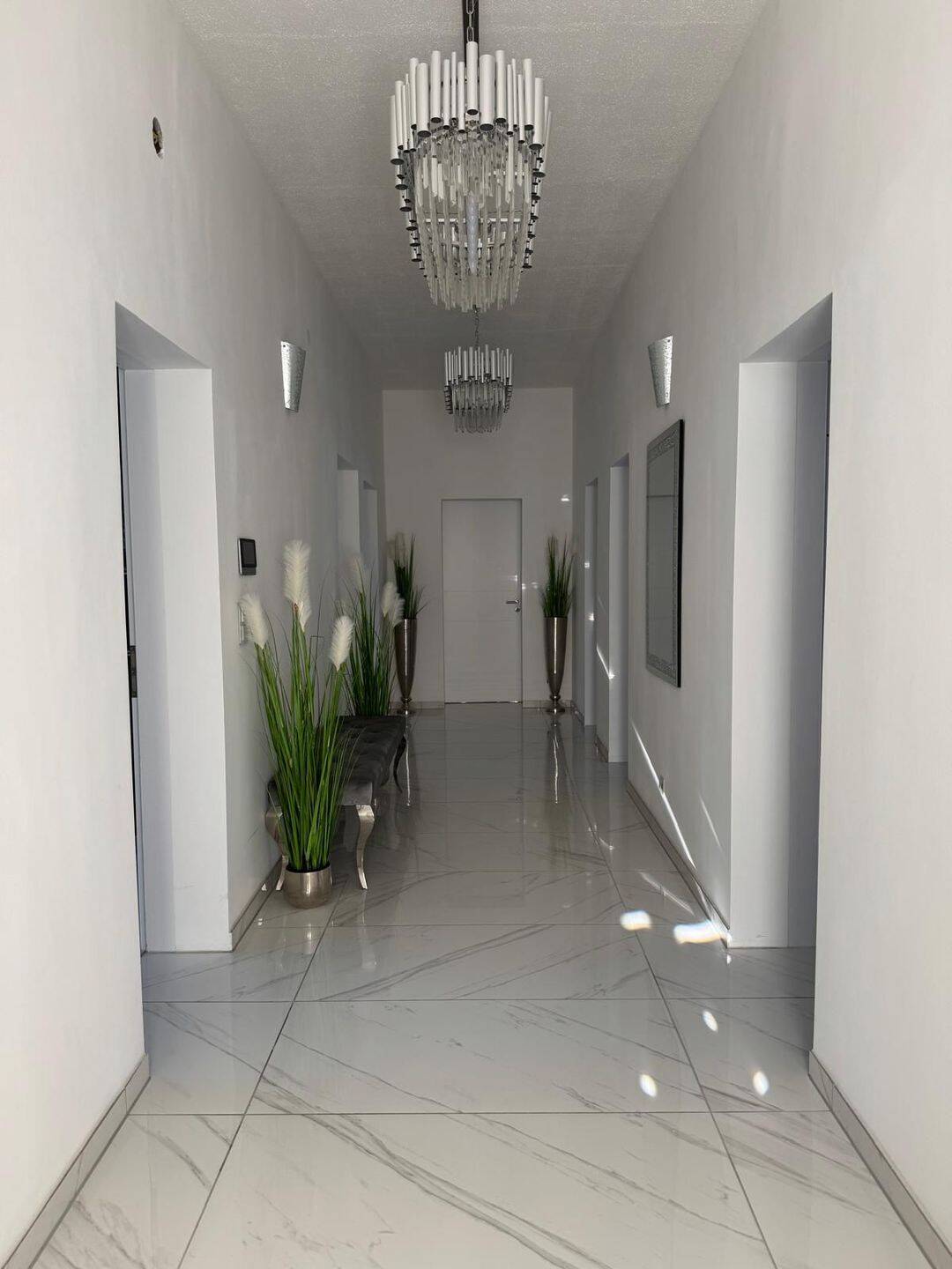 Großzügiges Raumwunder in Plettenberg: 155 m² Eigentumswohnung mit separatem Büro & moderner Fußbodenheizung!, 58840 Plettenberg