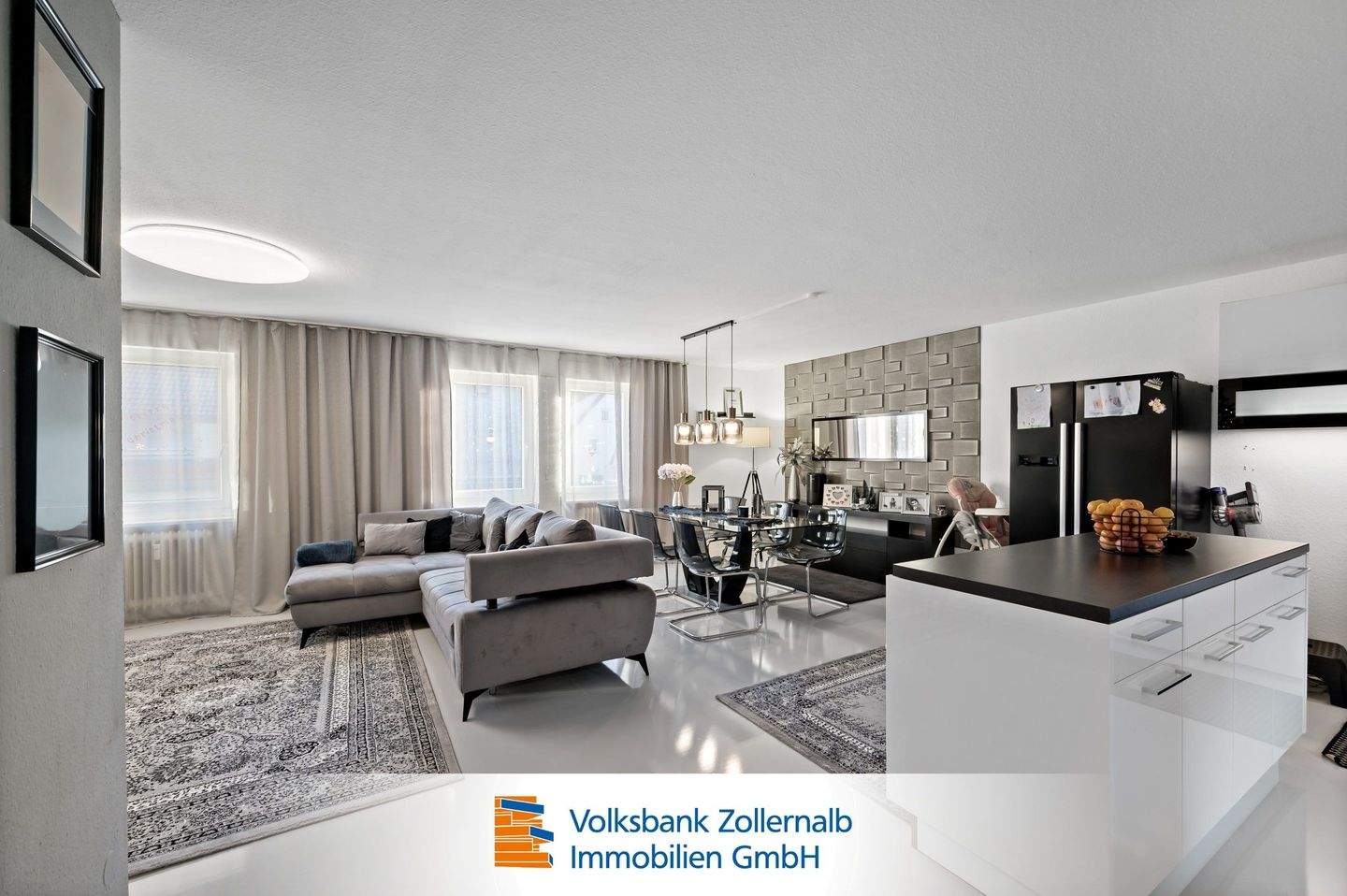 Modern renovierte 4,5-Zimmerwohnung mit großzügigem Wohnkomfort, 72461 Albstadt