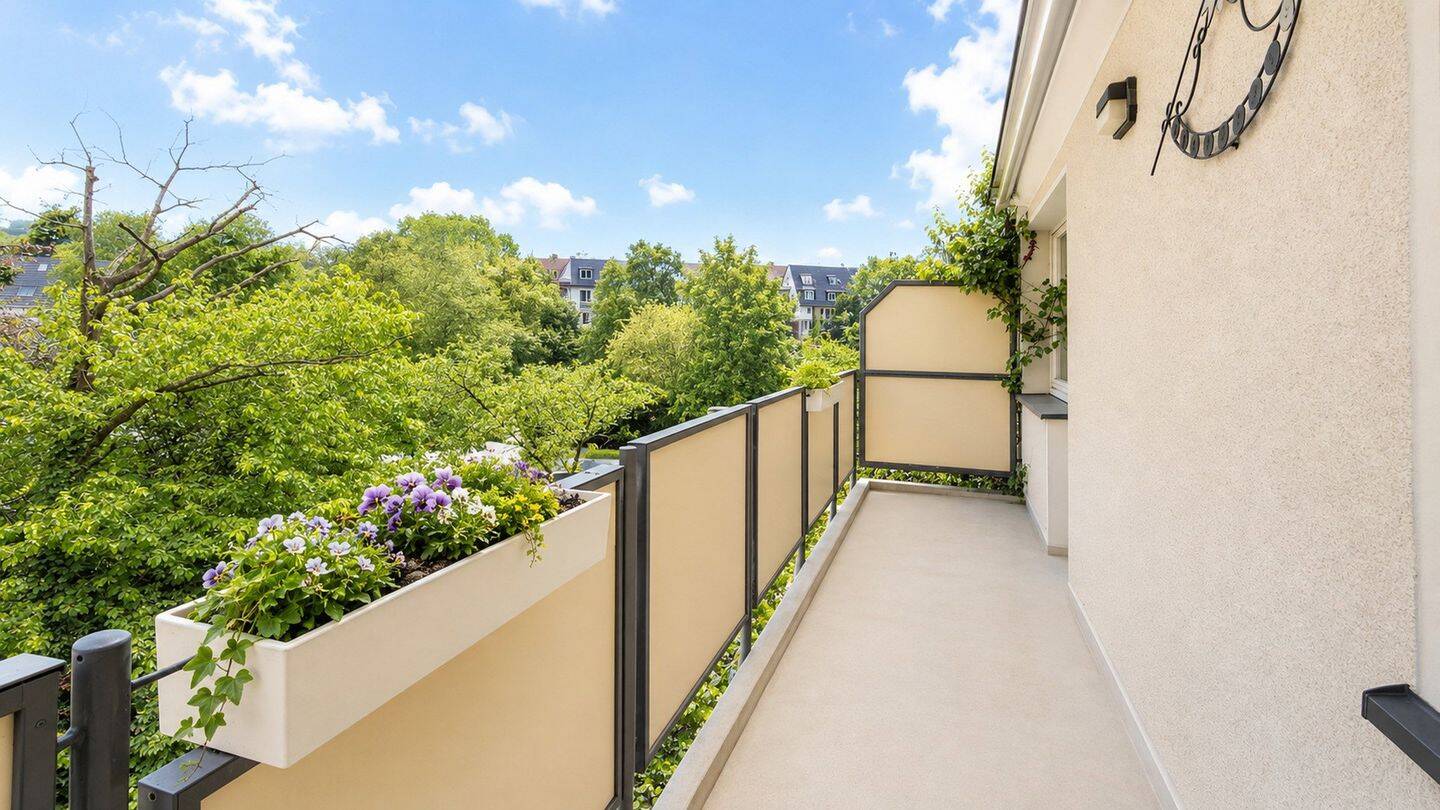 Komfortables Wohnen: Geräumige 3-Zimmer-Wohnung mit Balkon, 45134 Essen (Bergerhausen Bredeney Rellinghausen Stadtwald)