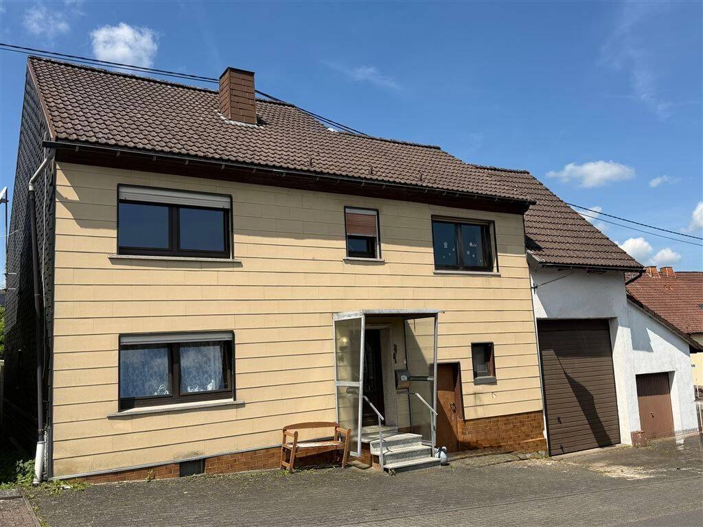 Bellingen, Großzügiges Wohnhaus inkl. Garage, großer Scheune und Garten!, 56459 Bellingen