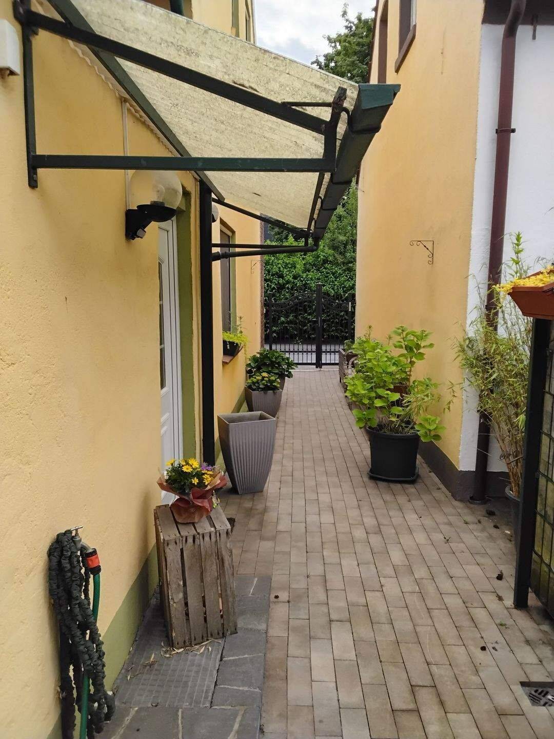 *** BÜSCHER IMMOBILIEN *** Gemütliche, modernisierte Doppelhaushälfte mit Teilkeller in Gronau-Epe – Ideale Alternative zur Eigentumswohnung, 48599 Gronau (Westf.)