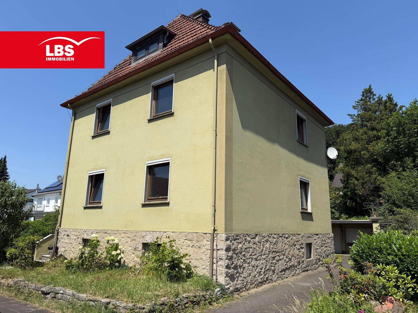 Zwei- bis Dreifamilienhaus für den Handwerker am Südhang von Oerlinghausen, 33813 Oerlinghausen