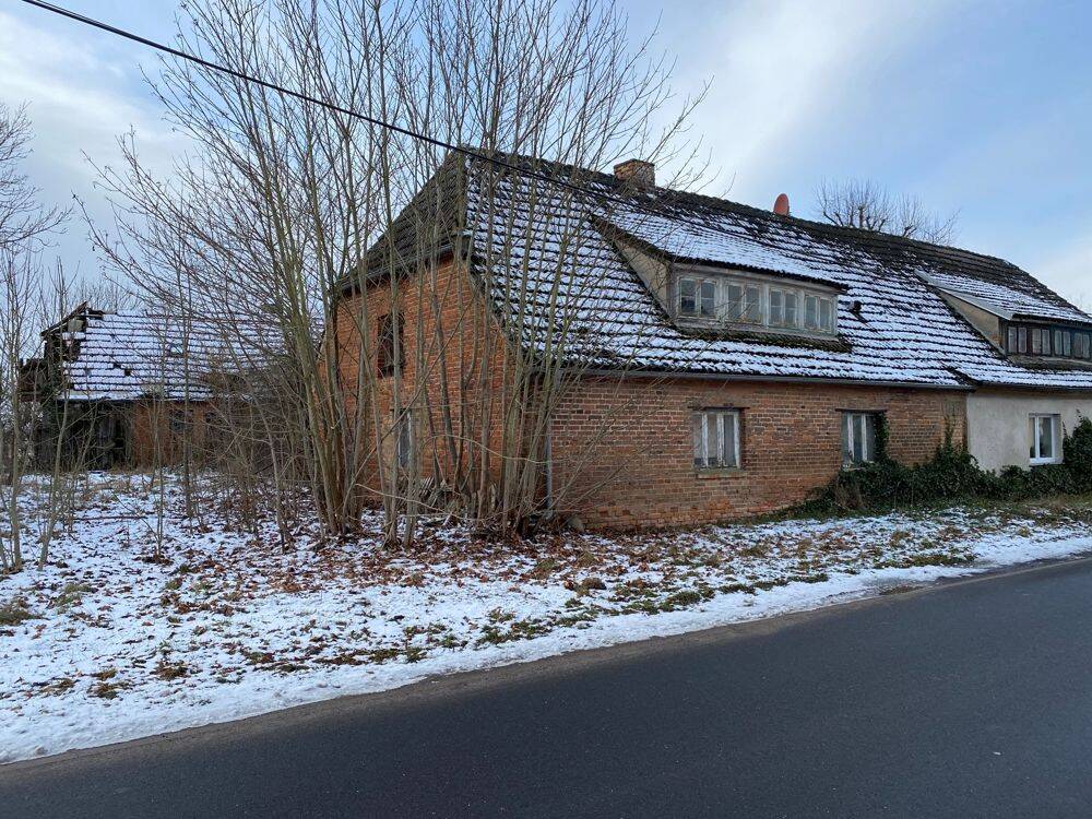 Großzügiges Baugrundstück mit Bestand – Sanierung oder Neubau in ruhiger Lage der MSE, 17192 Groß Plasten (Varchentin)