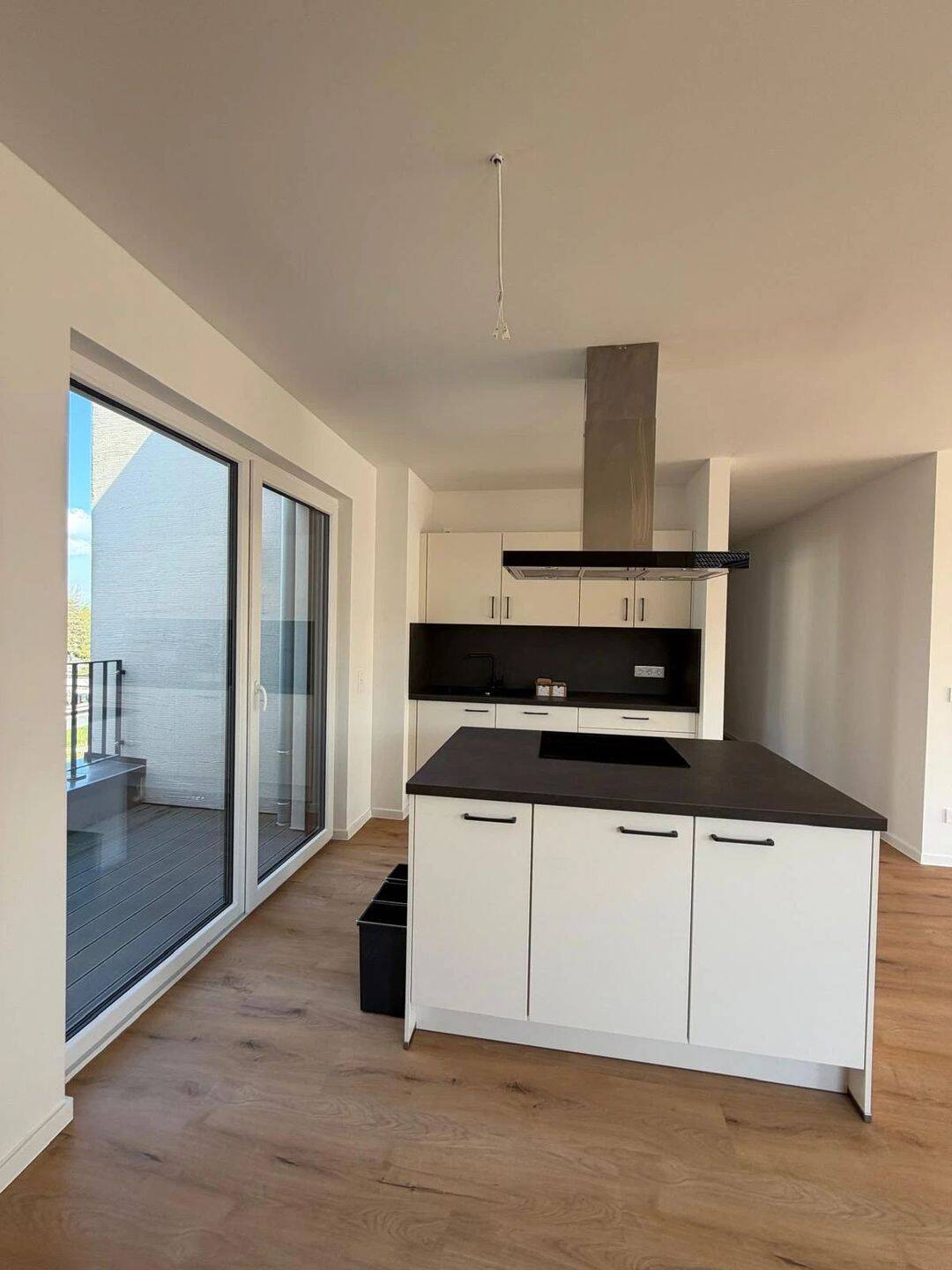 Erstbezug im Neubau – Moderne 2-Zimmer Wohnung in historischem Hof-Ensemble in Euskirchen, 53881 Euskirchen