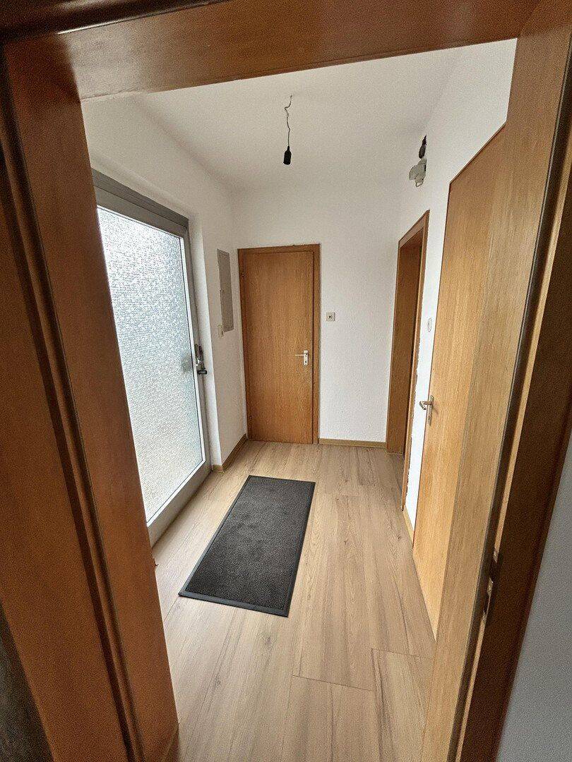Helle 3 Zimmer-EG-Wohnung (70 m²) mit Garten, 63773 Goldbach