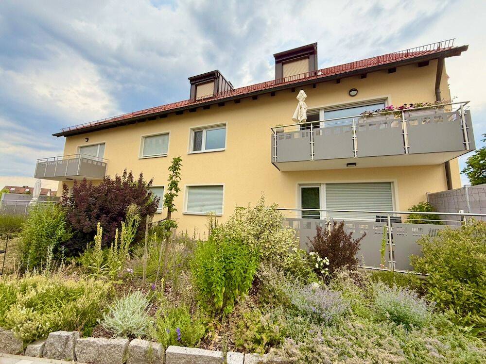 Schöne 3-Zimmer-Wohnung mit Balkon und Garage in naturnaher Lage von Oberasbach, 90522 Oberasbach