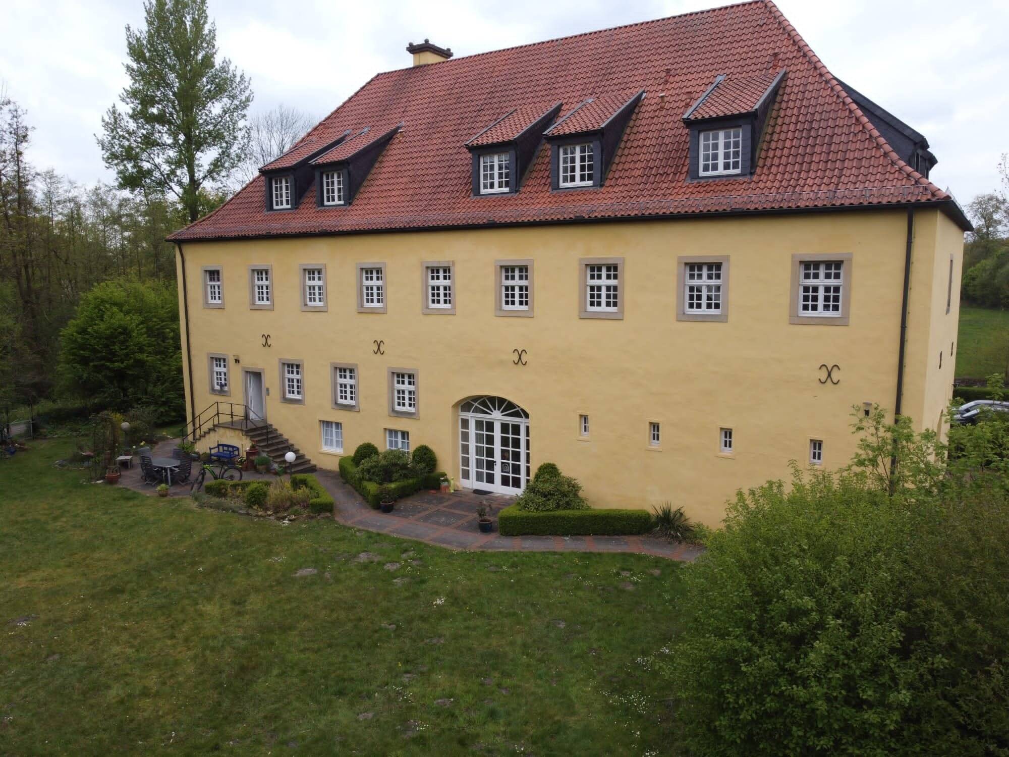Gepflegte 1.Zimmerwohnung in denkmalgeschütztem Gutshaus, 49086 Osnabrück (Darum Gretesch Lüstringen Voxtrup Widukindland)