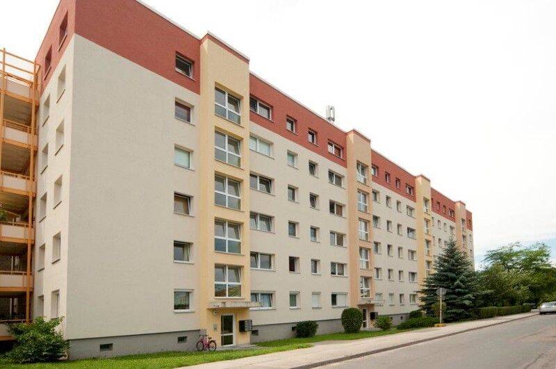 Schöne familienfreundliche 4 Zimmerwohnung mit Balkon! Wannenbad!, 1279 Dresden (Blasewitz Laubegast Leuben Seidnitz/Dobritz Tolkewitz/Seidnitz-Nord)