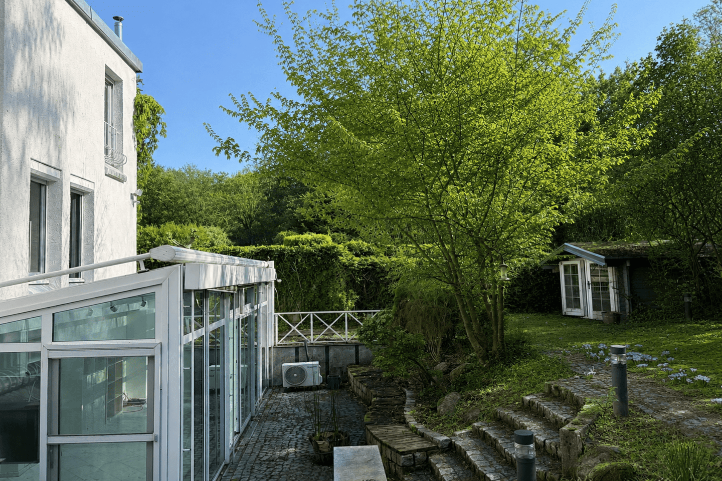 Großzügiges Architektenhaus in Waldrandlage – ideal für ruhiges Wohnen und Arbeiten, 40699 Erkrath