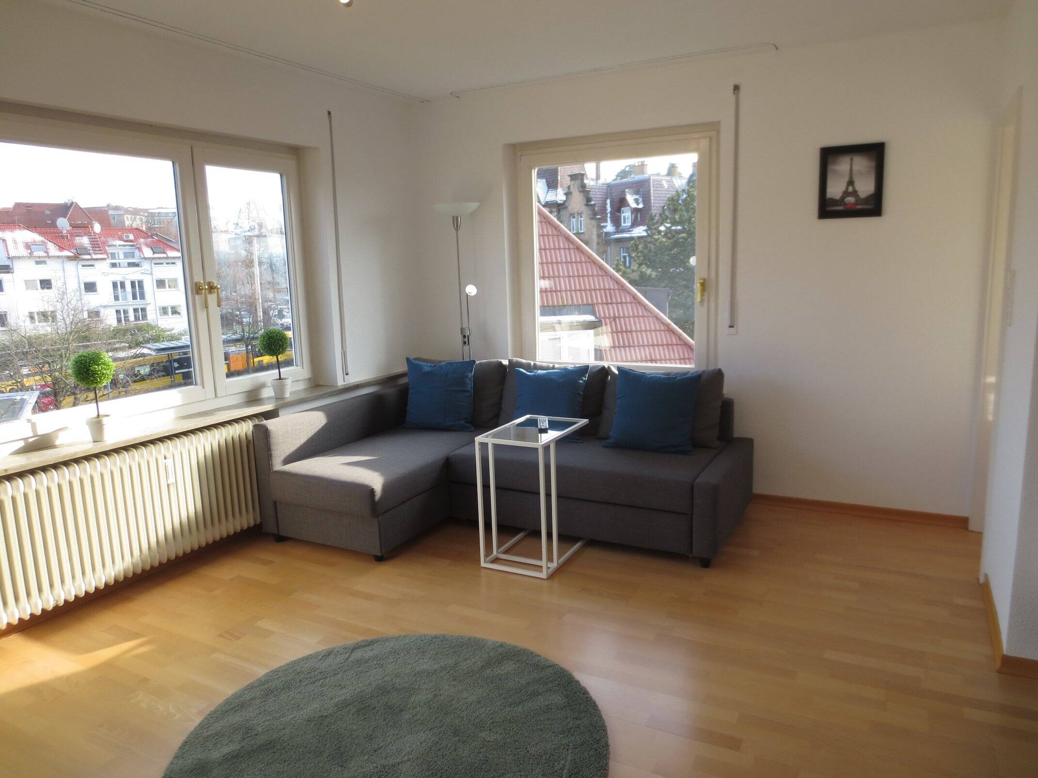 TOLLE LAGE – sehr helle 1-Zi-Whg in S-Mitte, Stellplatz – 1533 – 70184 Stuttgart – Bild 1 von 3