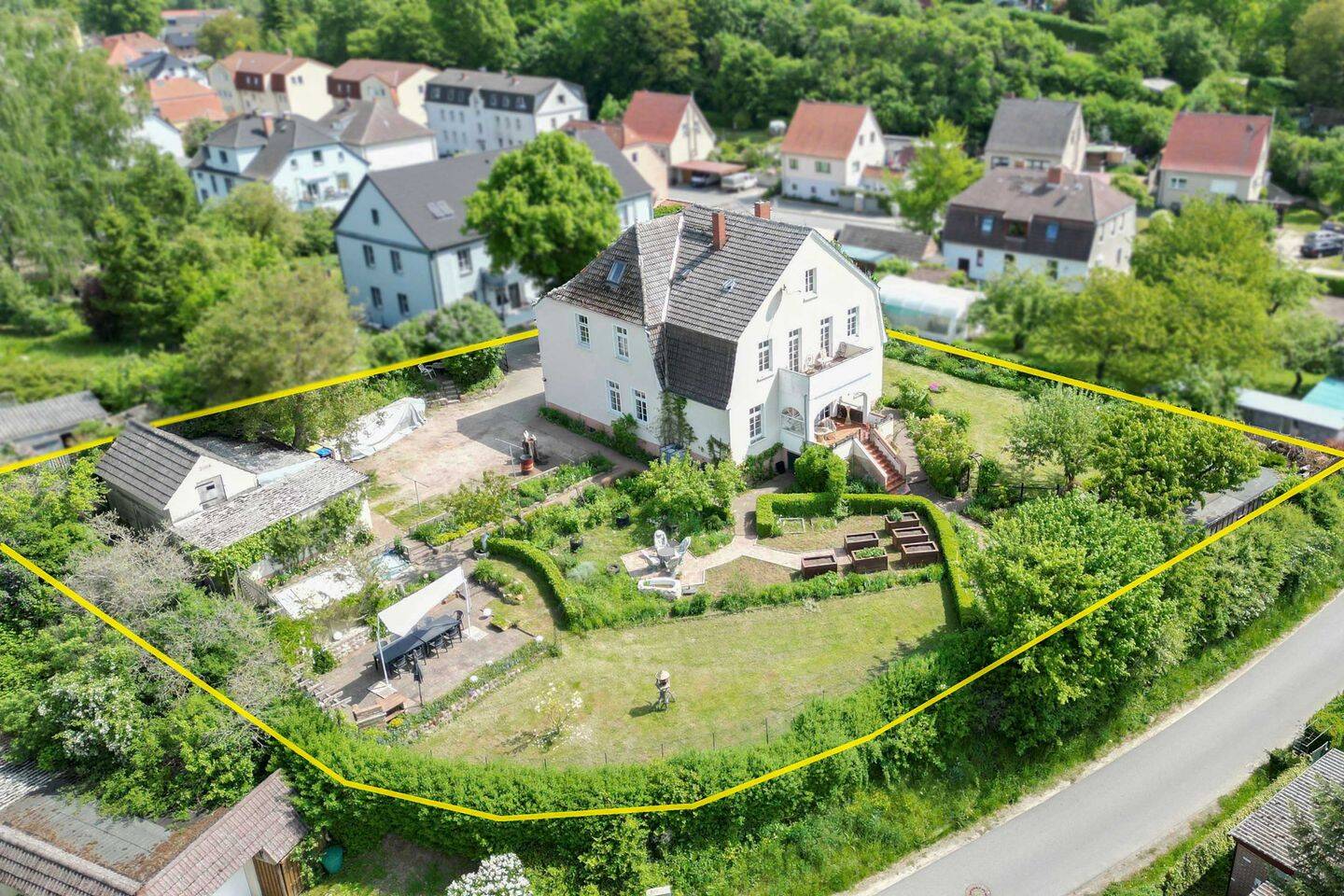Historische Eleganz trifft auf Naturidylle – Traumvilla in Burg Stargard, 17094 Burg Stargard