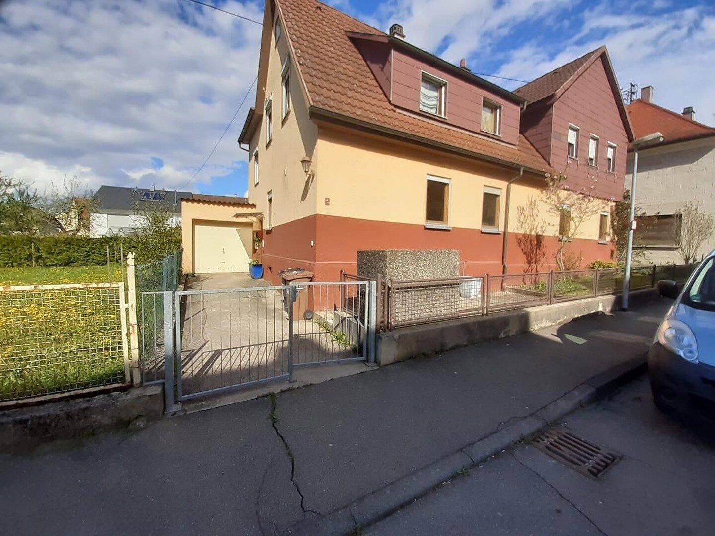 Charmantes, freistehendes Mehrfamilienhaus in toller Lage von Frickenhausen zu verkaufen, 72636 Frickenhausen