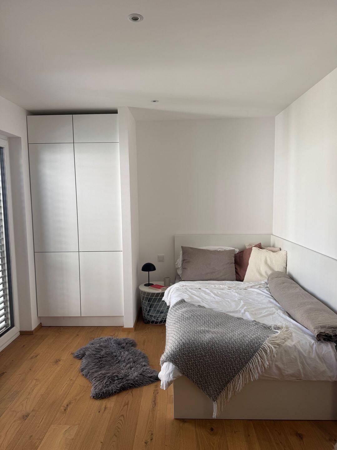 Möbliertes 1-Zimmer Apartment Neubau 1.10.26 – 31.3.27 an der Isar, 81543 München (Au-Haidhausen Untergiesing-Harlaching)