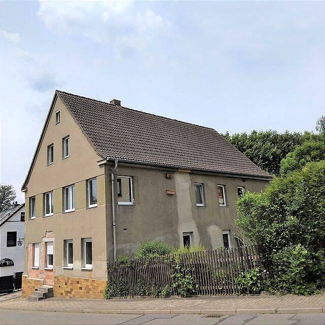 Großes Zweifamilienhaus teilweise vermietet, 8064 Zwickau