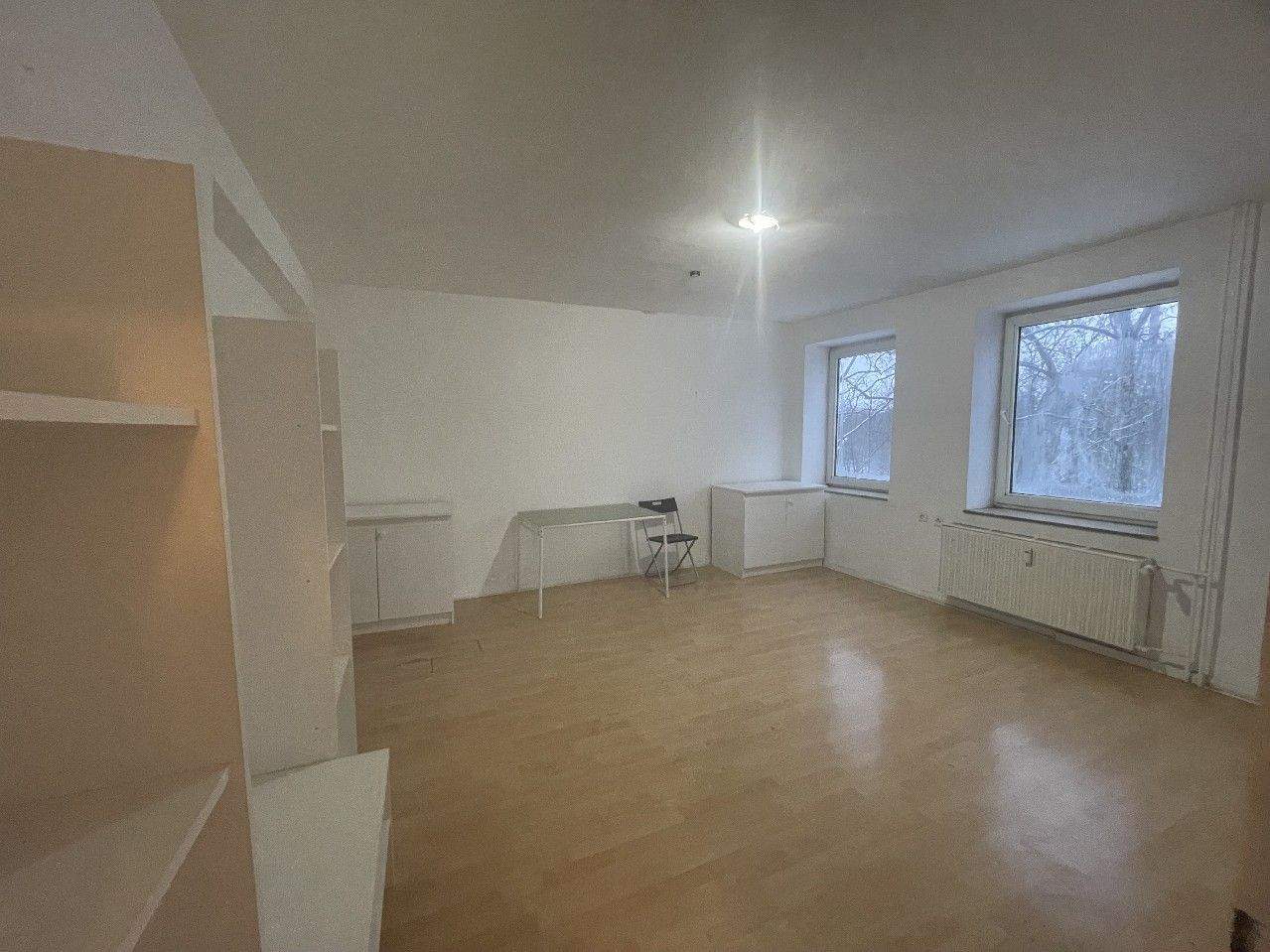 Hell  und  sonnig: gepfl. 3 Zimmer-Wohnung direkt am Park – Vereinsstr. 23b !