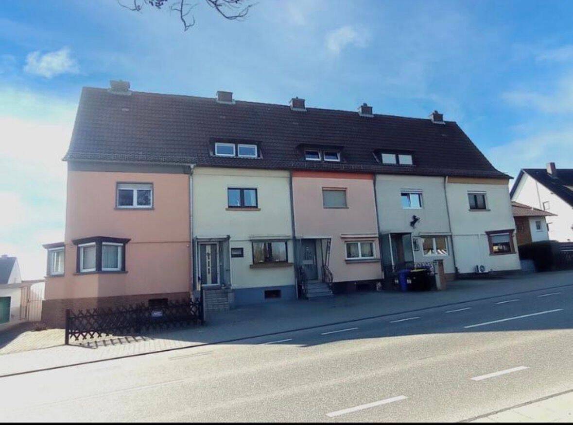 Saniertes Reihenmittelhaus mit Garten und Stellplatz in Alzey, 55232 Alzey