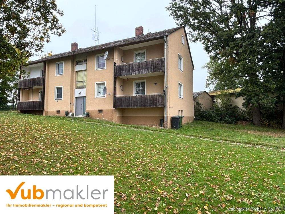 Charmantes Mehrfamilienhaus in gepflegtem Zustand und großzügigen Raumangebot in Waldsassen, 95652 Waldsassen