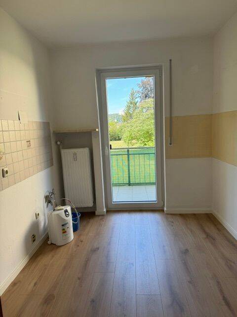helle 3-Zi. Whg. im Hochparterre mit Balkon + Stellplatz, ruhige Mieter gewünscht, 93309 Kelheim