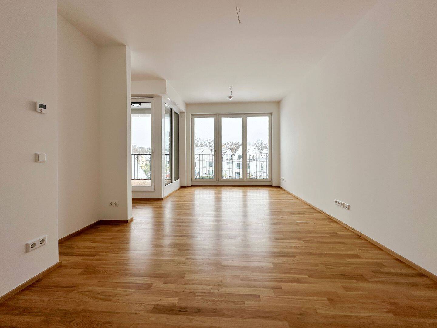 *** NEUBAU helle 3 Zimmer * WOHNUNG * 10/26 * zur Hofseite | Fußbodenheizung | TG ***, 4289 Leipzig (Meusdorf Probstheida)