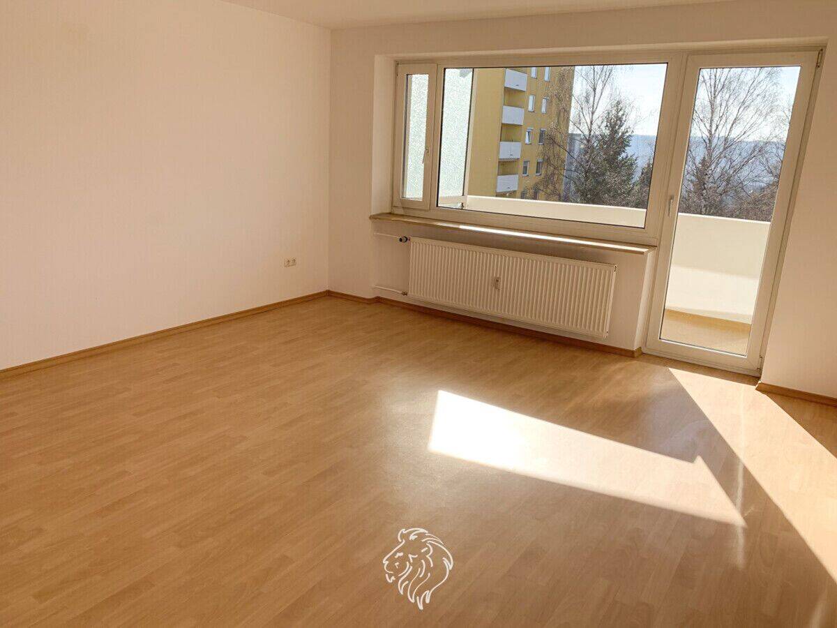 Solide vermietet, stark im Potenzial – 3-Zimmer-Wohnung mit Balkon & Perspektive, 97078 Würzburg (Grombühl Lindleinsmühle Versbach)