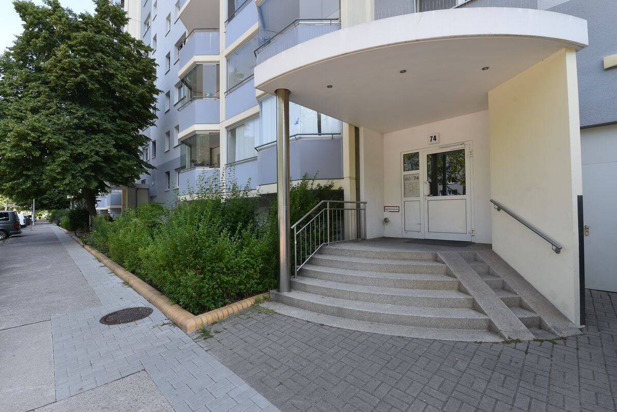 Ruhig bei offenem Fenster schlafen- bezugsfreie 3 Zimmer Wohnung, 13051 Berlin (Pankow)
