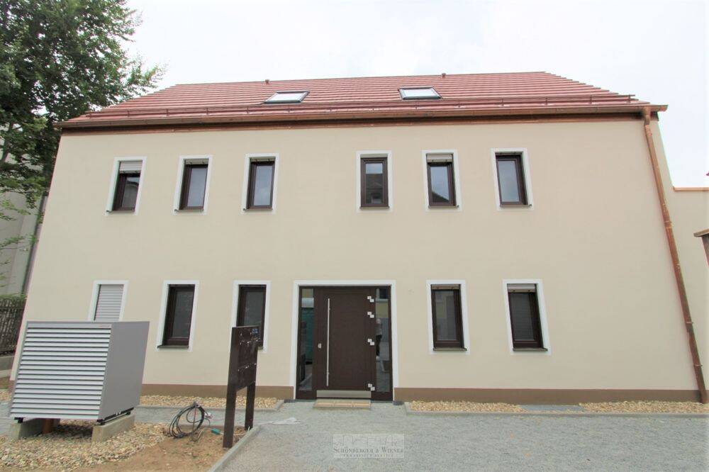Wohnen auf zwei Ebenen – stilvolle Maisonettewohnung in attraktiver Lage mit Westbalkon & Stellplatz, 93055 Regensburg (Brandlberg-Keilberg Burgweinting-Harting Innenstadt Ostenviertel Schwabelweis)